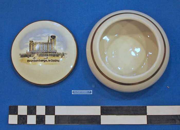 Potje met deksel in verguld porselein - Casino Blankenberge