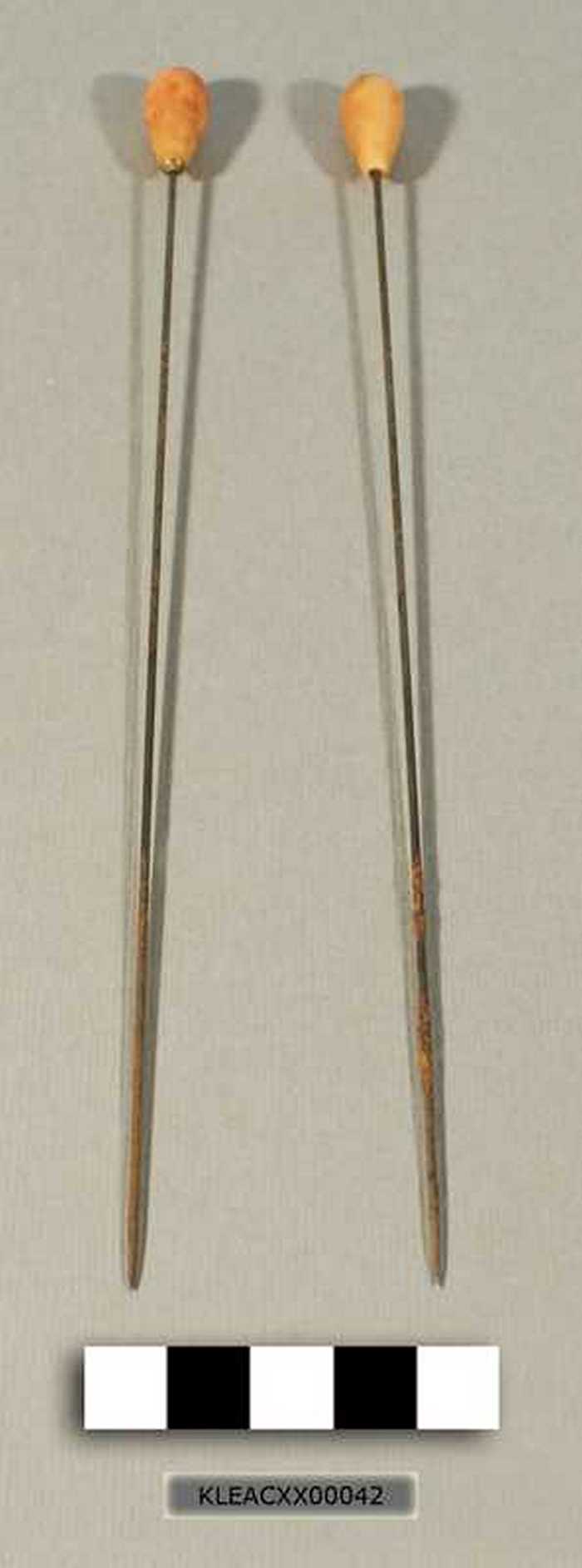 Hoedenspelden (2 stuks)