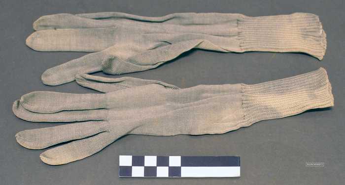 Grijze dameshandschoenen