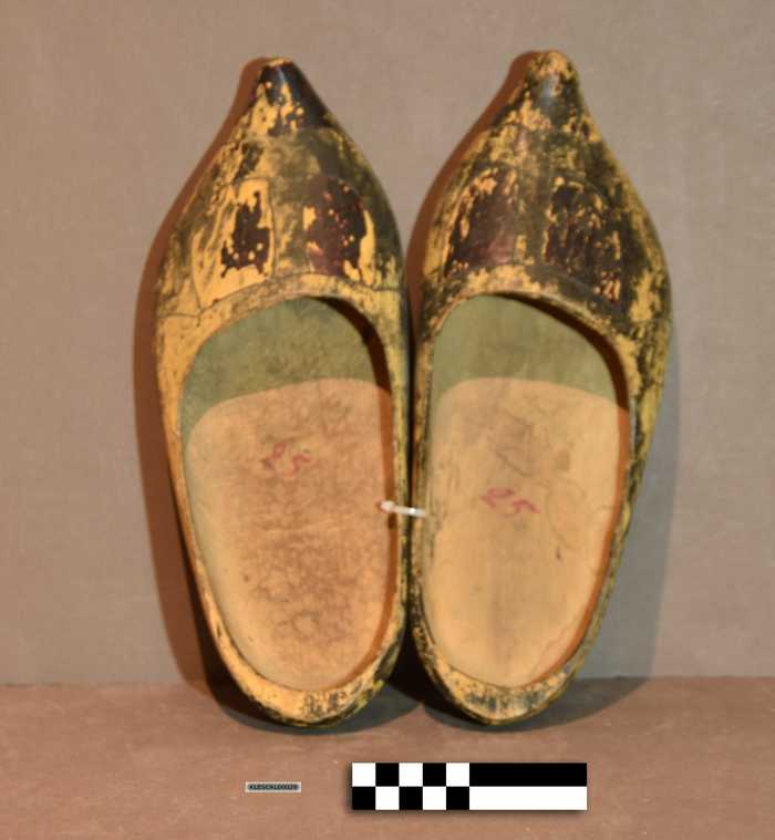 Paar klompen voor volwassenen