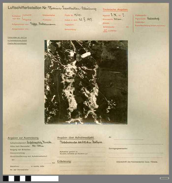 Nebelversuche des 600 dem(?) Ballons.(Duitse Militaire luchtopname)