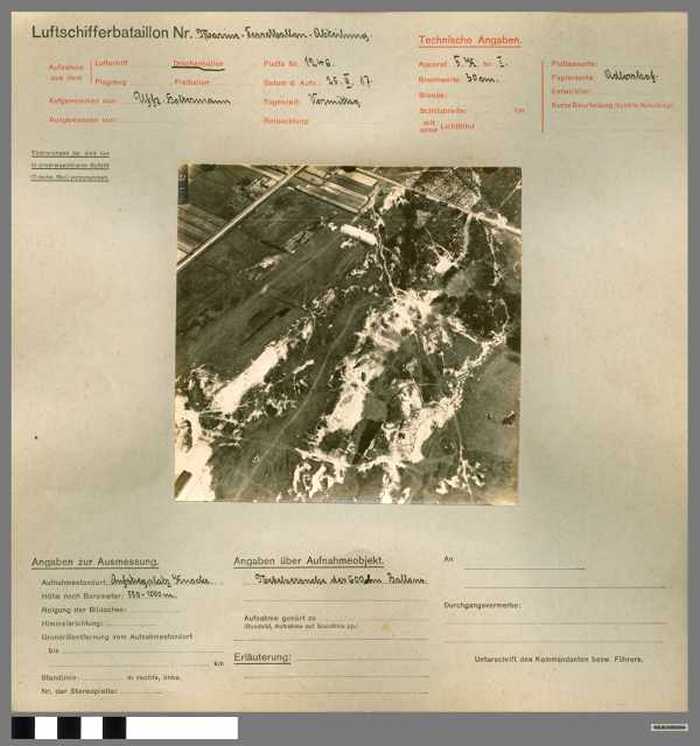 Nebelversuche des 600 dem(?) Ballons.(Duitse Militaire luchtopname)