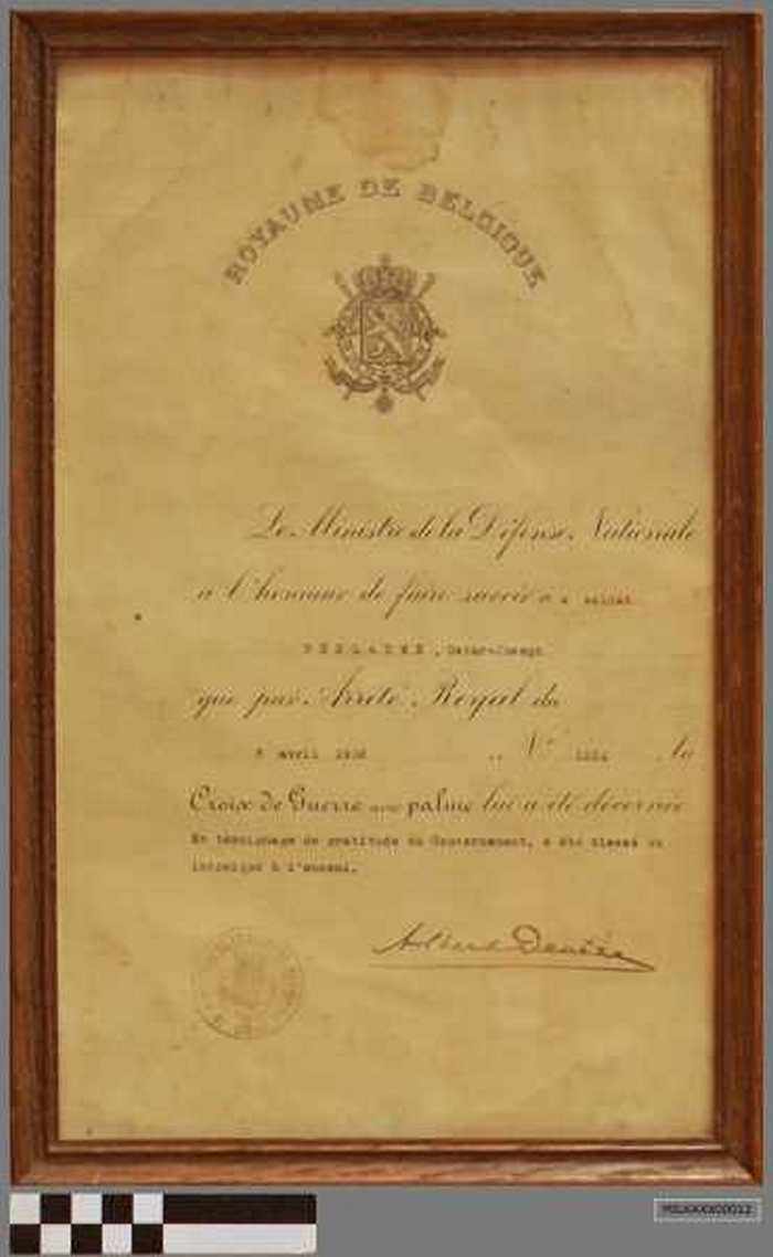 Kader met oorkonde: Croix de Guerre et Palme. (toekenning van het Oorlogskruis met Palm)