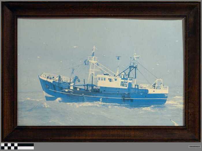 Vissersboot Z.27 op volle zee