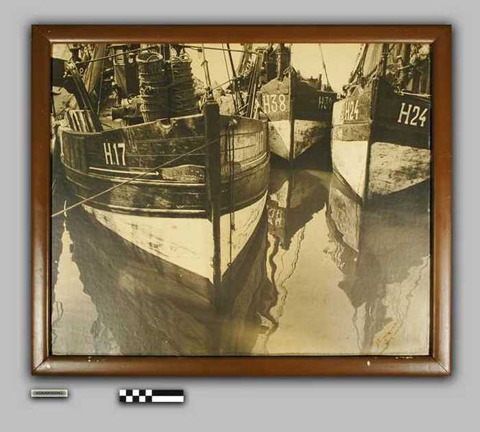 Drie vissersboten aan de kade - H.17 - H.38 - H.24