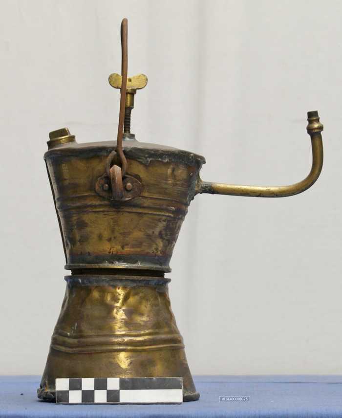 Karbuurlamp in koper