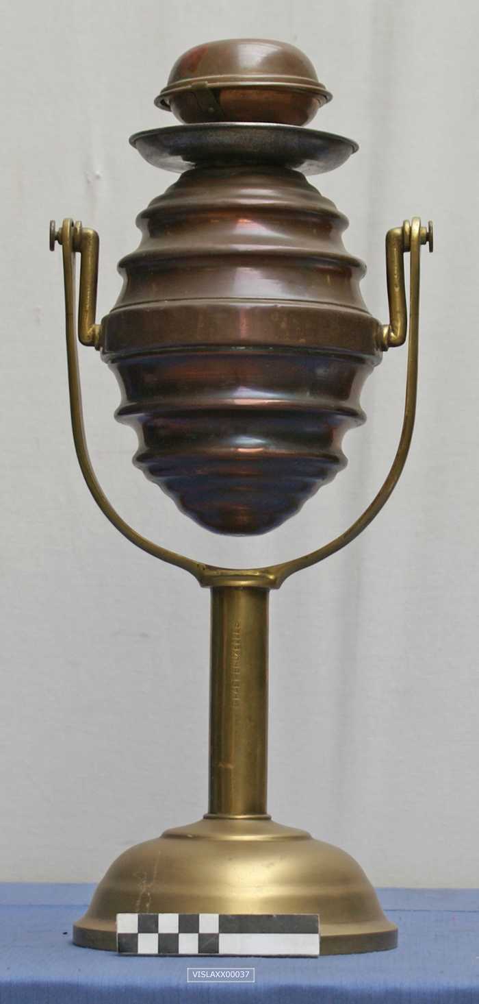 Scheepslamp in koper