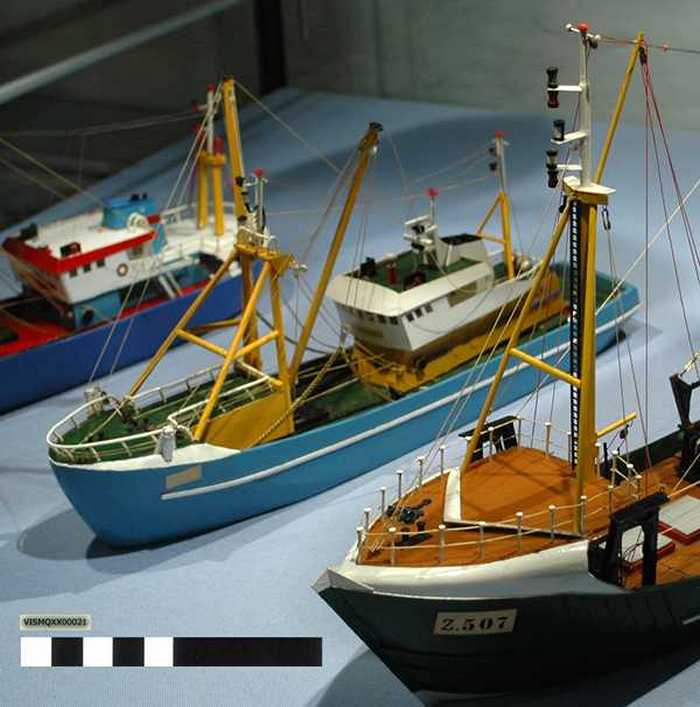 Vissersvaartuig - Bokkentreiler: Vicky - Z.284