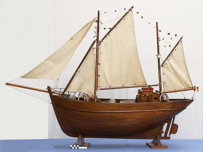 Vissersvaartuig - Geen N° - Plankentreiler