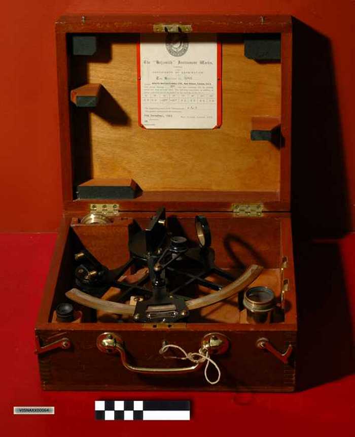 Sextant