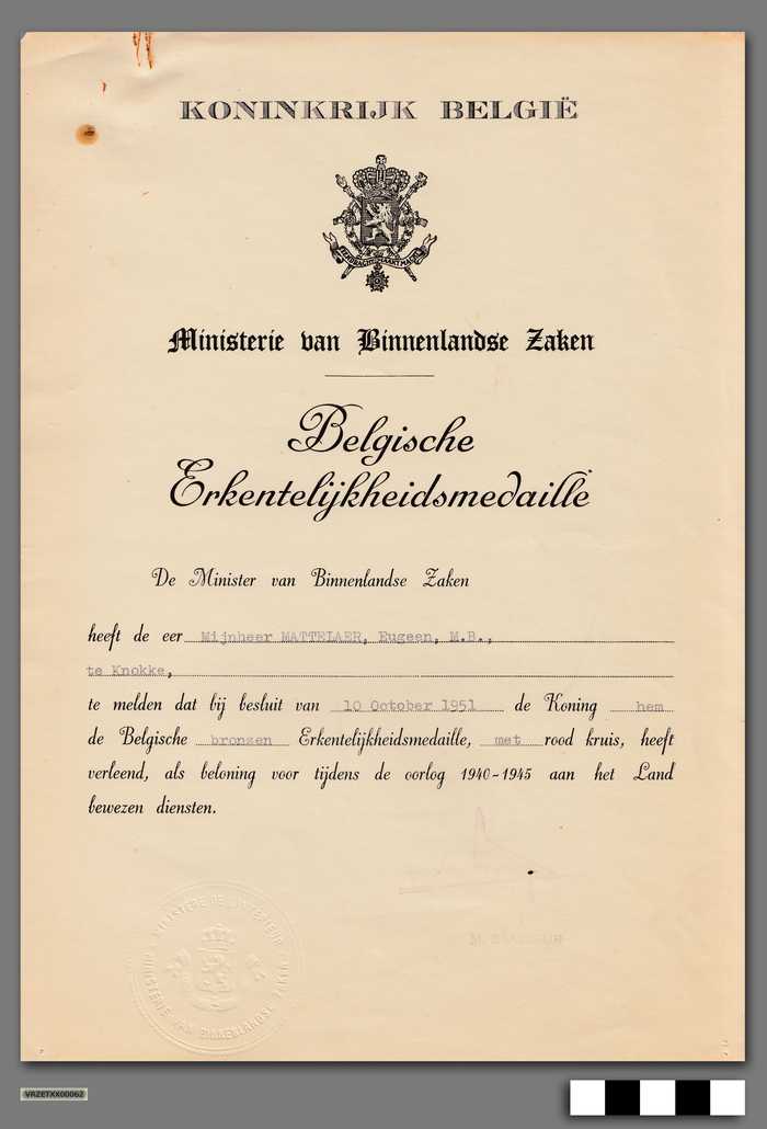Belgische Bronzen Erkentelijkheidsmedaille met rood kruis verleend aan Mattelaer, Eugeen, M.B.