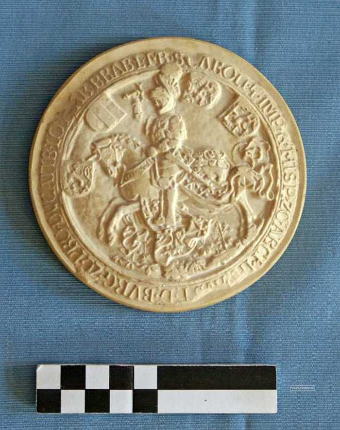 Afgietsel krijgsridderzegel Karel V