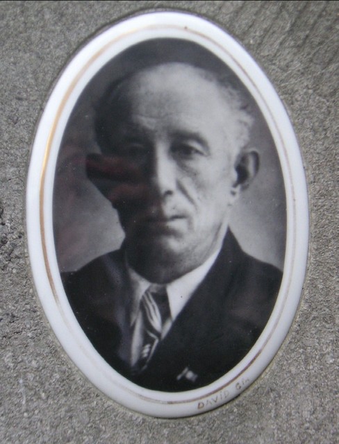 rdp201201p010 020 page11 image4