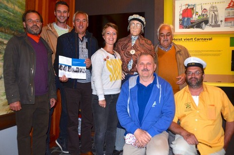 verkiezingen=reuzenkoppen 01